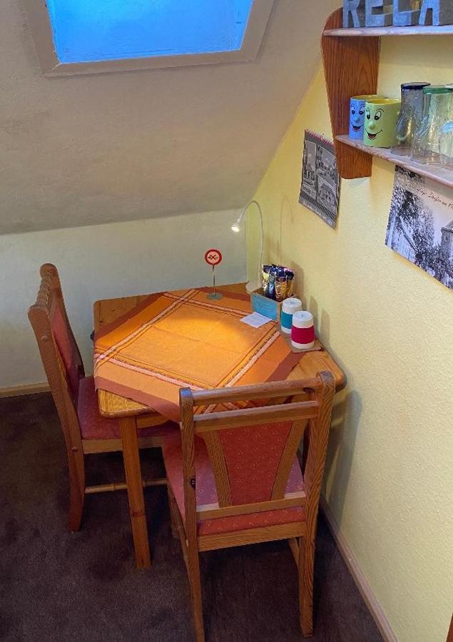 Gemuetliches Zimmer Zentral In Der Lueneburger Heide Schneverdingen Exterior foto